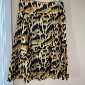 Jones New York leopard print skirt